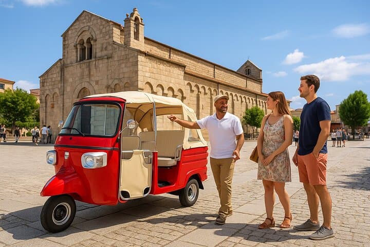 Olbia : Private Romantic Tuk-Tuk Tour + Pickup Included