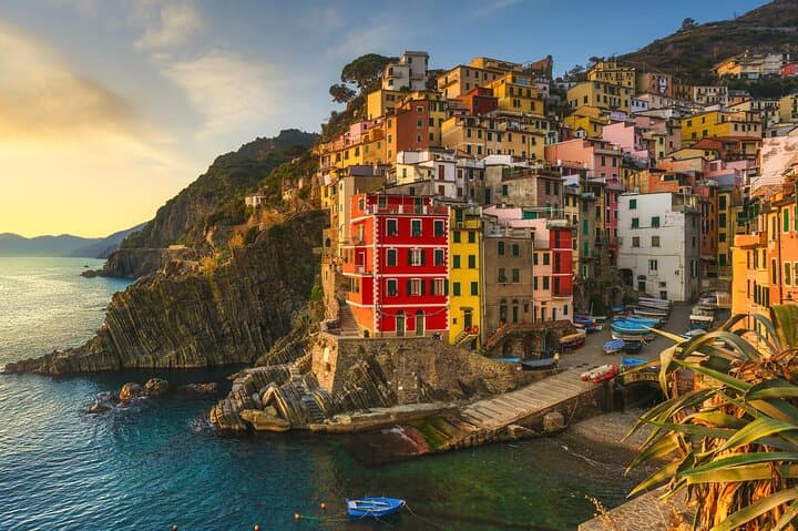 Cinque Terre Highlights Day Trip from Florence