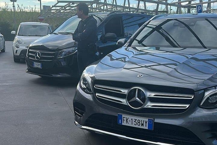 Transfer from Maiori to Naples with a Professional Driver