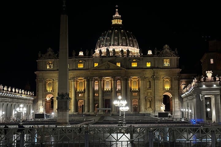 Exclusive Rome - GolfCart Night Tour with Pasta or Pizza & Gelato