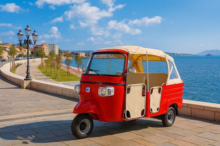 Olbia : Private Romantic Tuk-Tuk Tour + Pickup Included