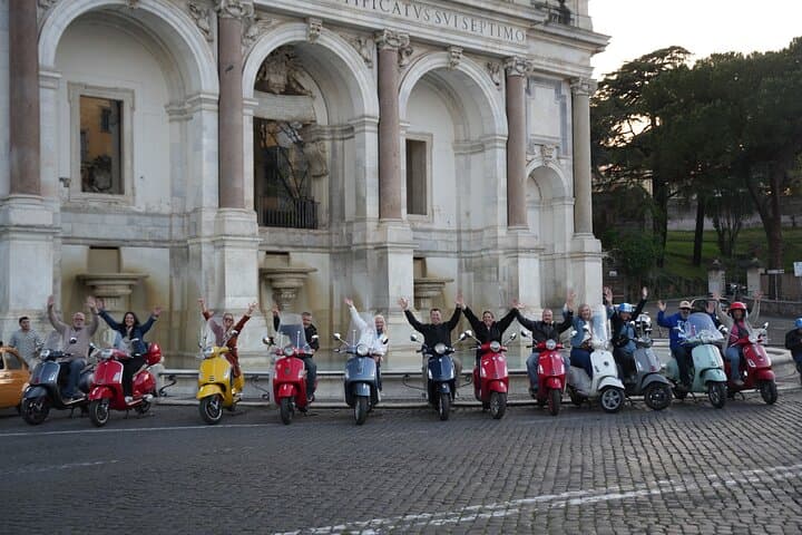 Private Vespa Tour in Rome with Photoshoot and Tiramisu Tasting