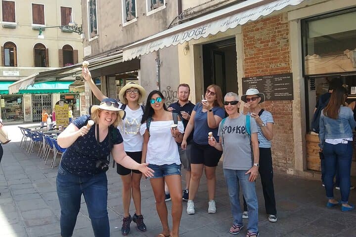 Guided Venice Street Food Tour and City Sightseeing
