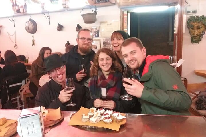 Guided Venice Street Food Tour and City Sightseeing