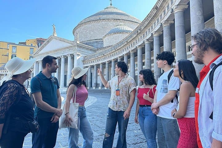Best of Naples Guided Walking Tour of the City Highlights