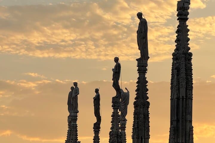 Milan Duomo Cathedral and Rooftop Access with Audio Guide App