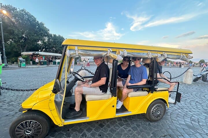 Private Golf Cart Tour of Rome with Professional Photoshoot