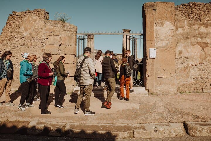 Pompeii Day Trip from Rome by High-Speed Train and Guided Tour