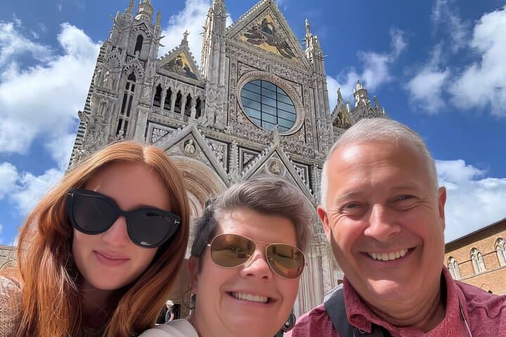 Florence Day Trip: Pisa, San Gimignano and Siena with Lunch