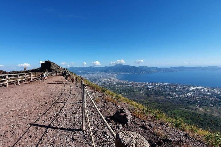 Full Day Tour to Pompeii and Mount Vesuvius from Sorrento