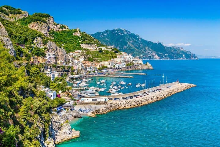 Rome to Sorrento Shuttle Transfer with Scenic Countryside Views