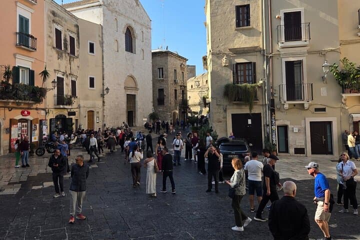 Bari Private Walking Tour with a Local