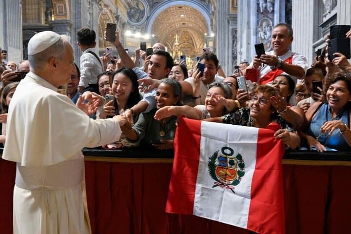 Rome: Join the Papal Audience with Pope Leo XIV