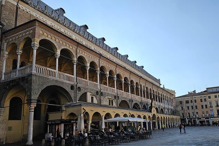 Tour Accompanied by the Historic Center of Padua