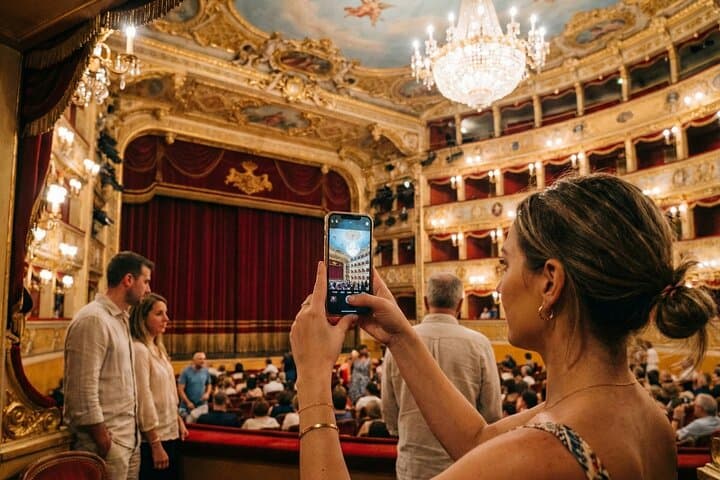 Self Guided AI Audio Tours to Venice and all Italy for 7 days