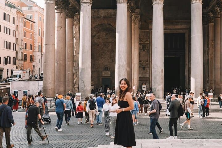 Rome Private Airport Transfer with 1-Hour City Highlights Tour