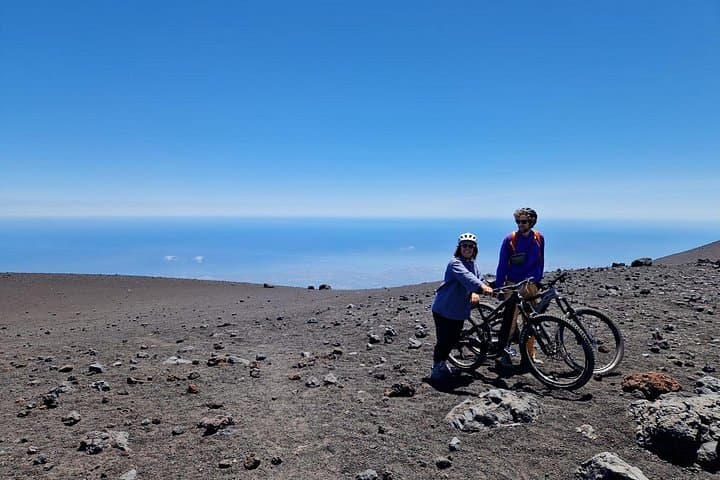 Mt. Etna Cycling to the Top small group