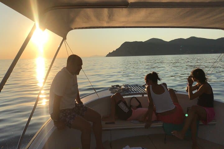 Exclusive Cinque Terre by Private Boat Experience from Florence
