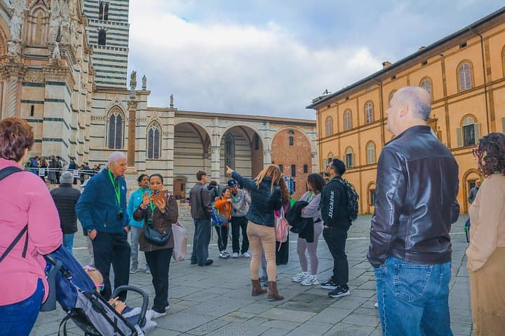 Discover Siena: Guided Walking Tour and Cathedral Visit