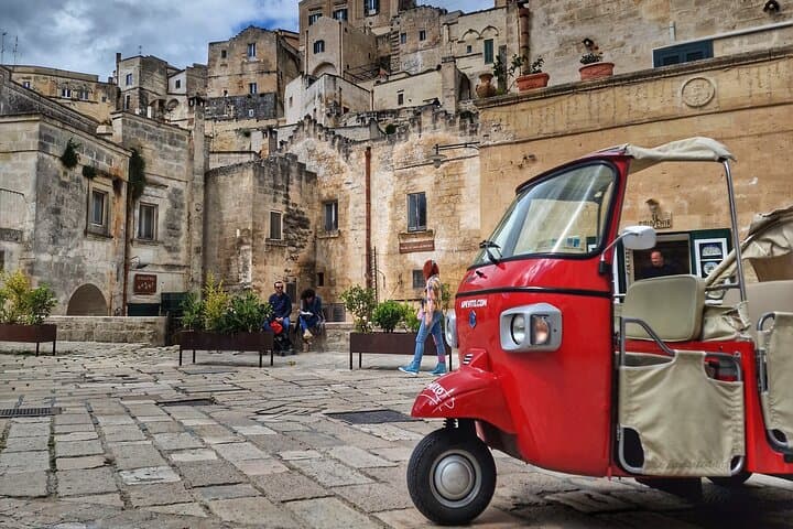 Private guided tour of the Sassi of Matera in Tuk Tuk - 2 hours