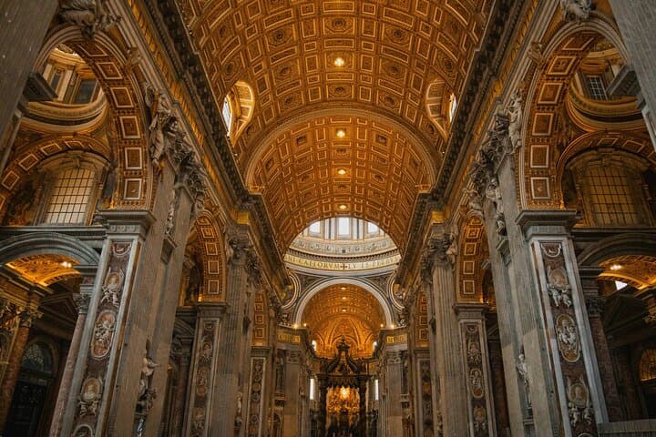 St. Peter Basilica Guided Tour: Dome Climb, Papal Tomb & Grottoes