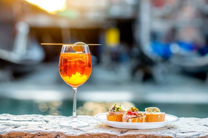 Semi-Private Venice Market and Cicchetti Food Experience