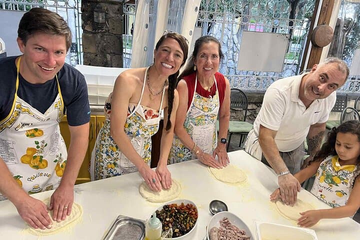 Pizza Making Class Sorrento