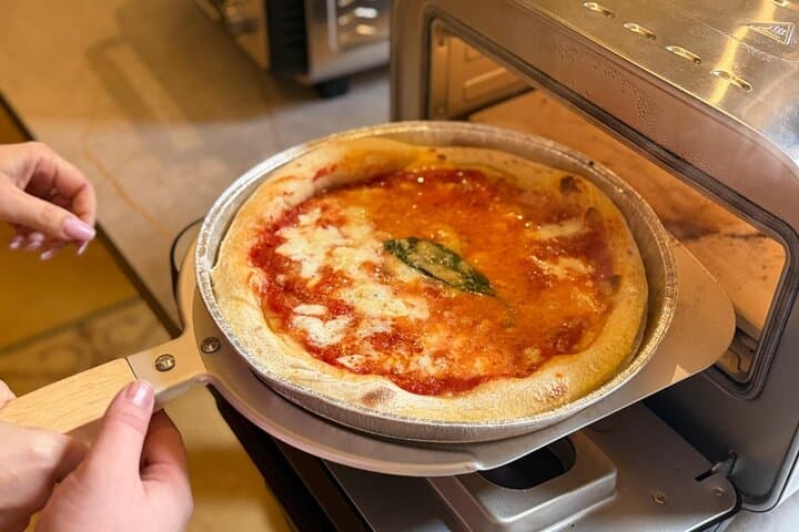 Naples Certified Pizza & Tiramisu Class Drink and Appetizer