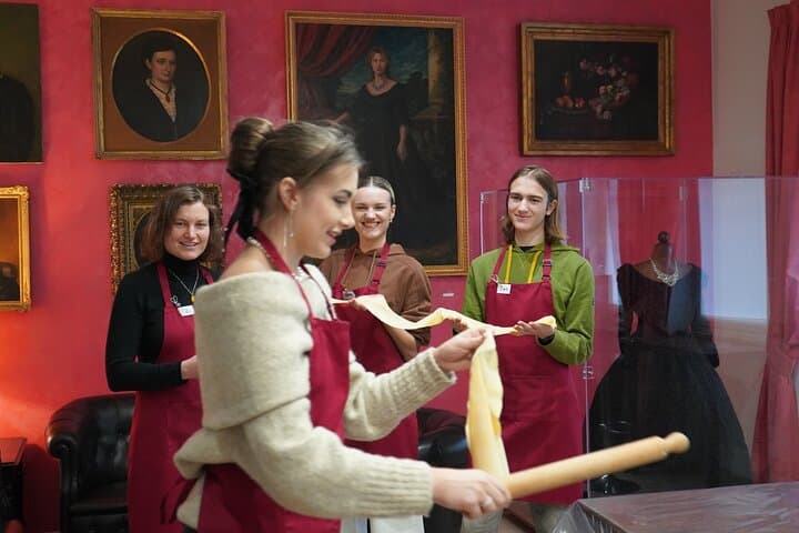 Authentic Pasta & Tiramisu Cooking Class in Milan