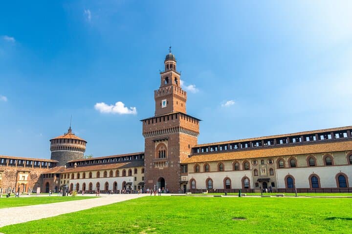Castle of the Sforza (Castello Sforzesco): The imposing fortress of the Dukes of Milan.