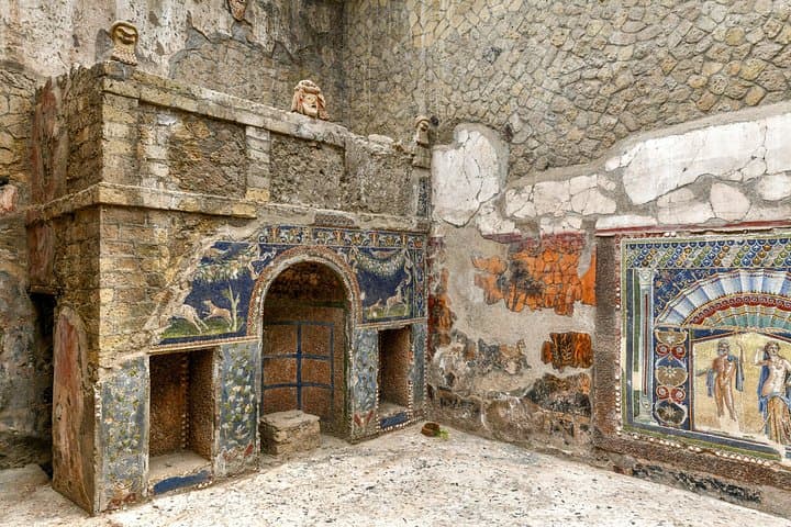 Pompeii and Herculaneum Tour from Sorrento with Tickets and Lunch