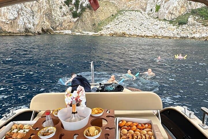Private Boat Tour Costiera Amalfitana e Capri Esposito 28 Luxury