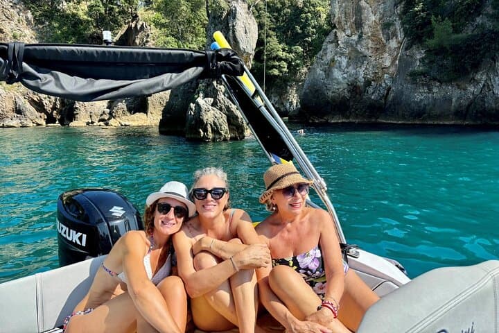 boat tour