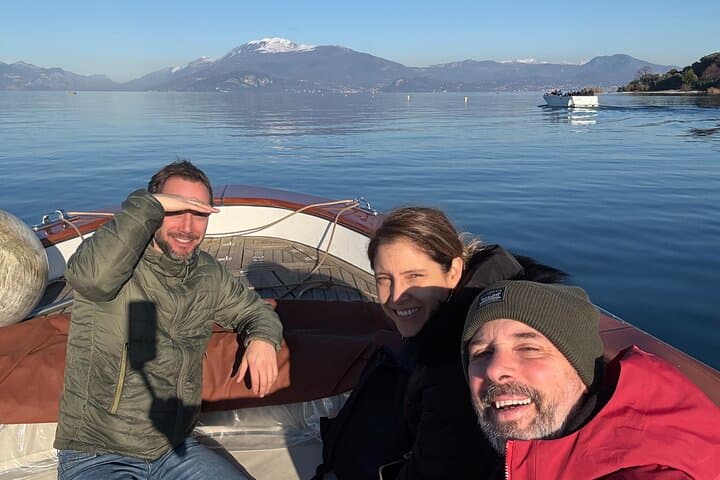 Sirmione before the crowds early private tour & boat ride