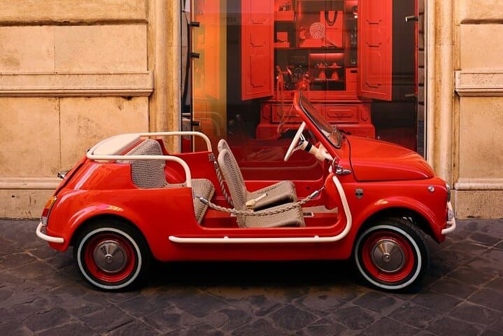 Rome Dolce Vita Tour in Vintage Electric Fiat