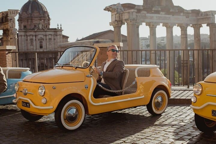 Rome Dolce Vita Tour in Vintage Electric Fiat