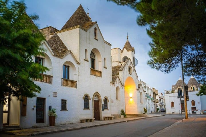 Polignano, Alberobello & Locorotondo : Day Trip w/ Coach, from Bari