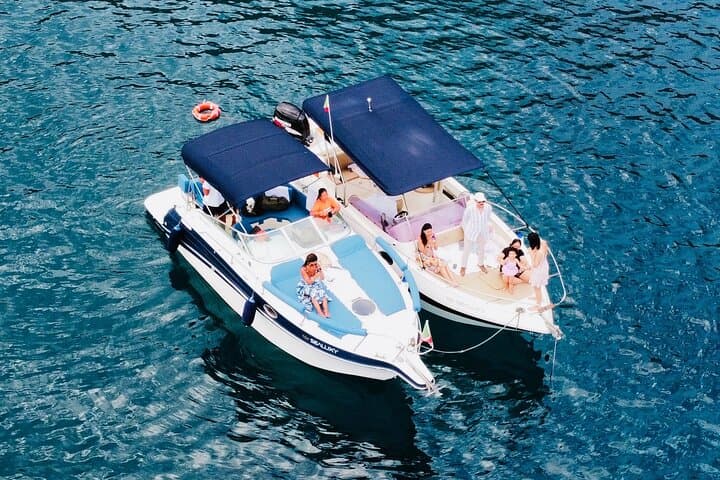 3-hour excursion by PRIVATE Boat to Taormina with Aperitif