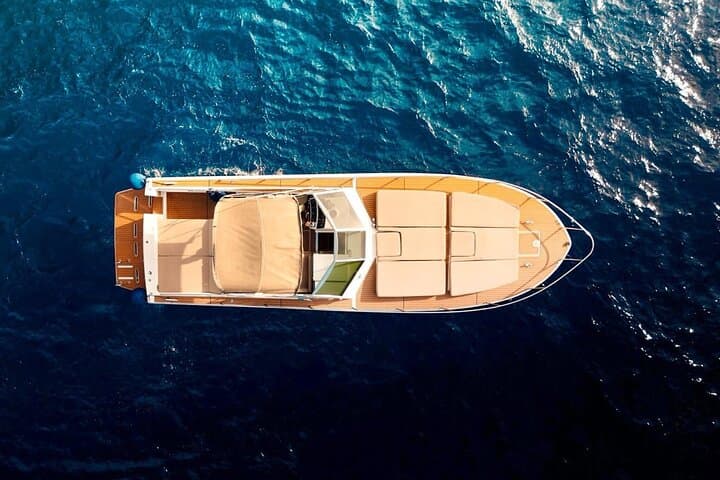 Capri, Private Tour by Luxury Yacht