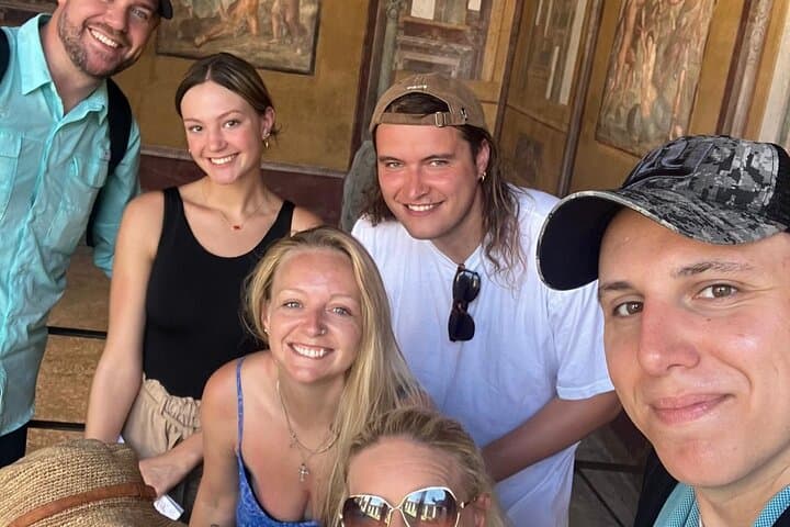 From Rome to Pompei: High-Speed Train, Guided Tour, Winery Lunch!