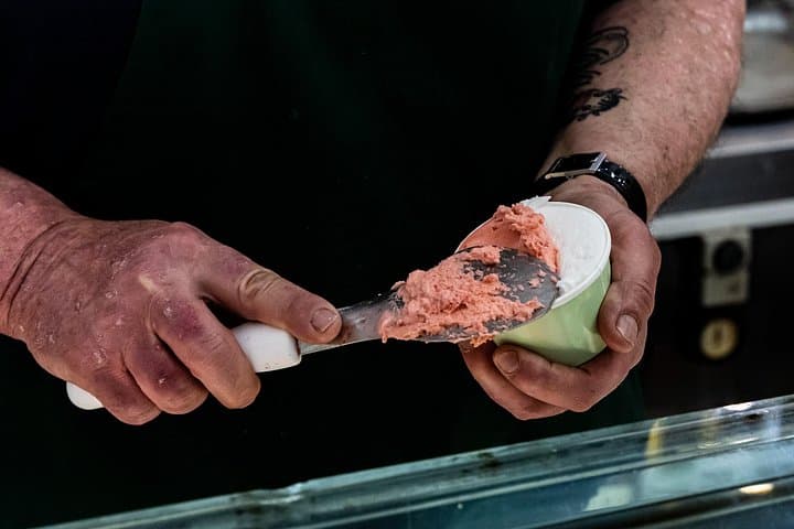 Testaccio Food Tour with Roman Pasta and Market Tastings