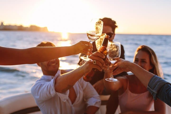 3 Hour One-Way Sunset Boat Tour from Monterosso to La Spezia