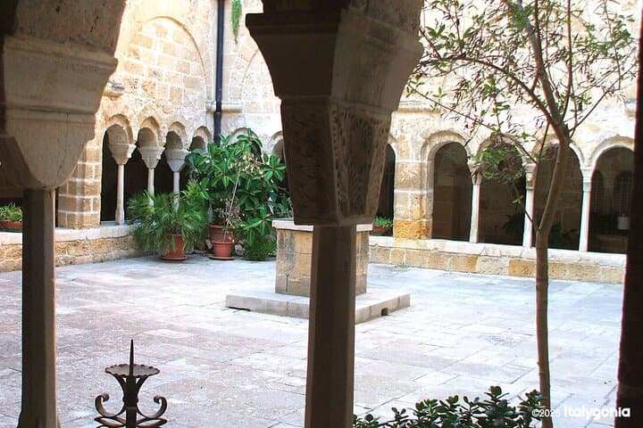 Brindisi Walking Tour: The most important Roman Empire port