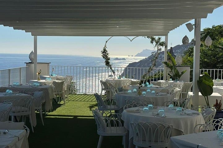 First Class Sorrento, Positano, Amalfi with Optional Unique Lunch