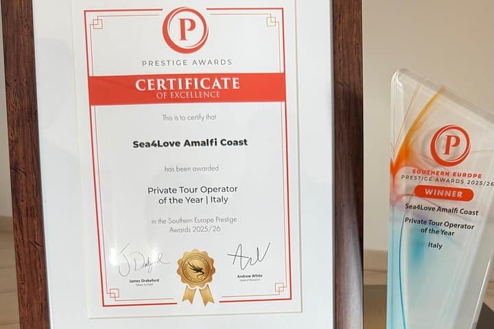 Winner of prestige awards in the category : Private tour operator of the year 25/26