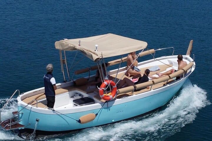3-Hour Private Boat Tour of the Cinque Terre