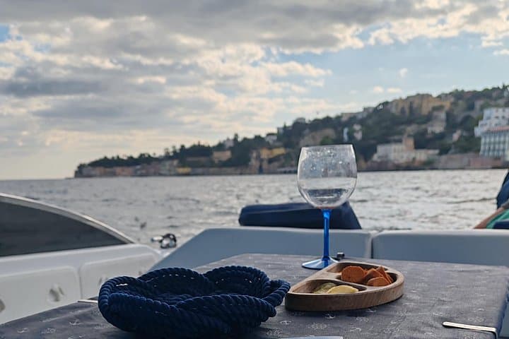Naples Boat Tour Along the Posillipo Coast (2 Hours)