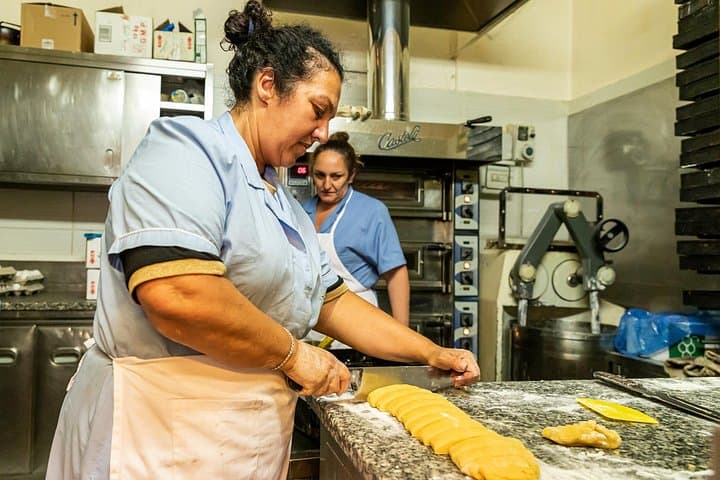 Eternal Rome: Trastevere Food Tour & Jewish Ghetto