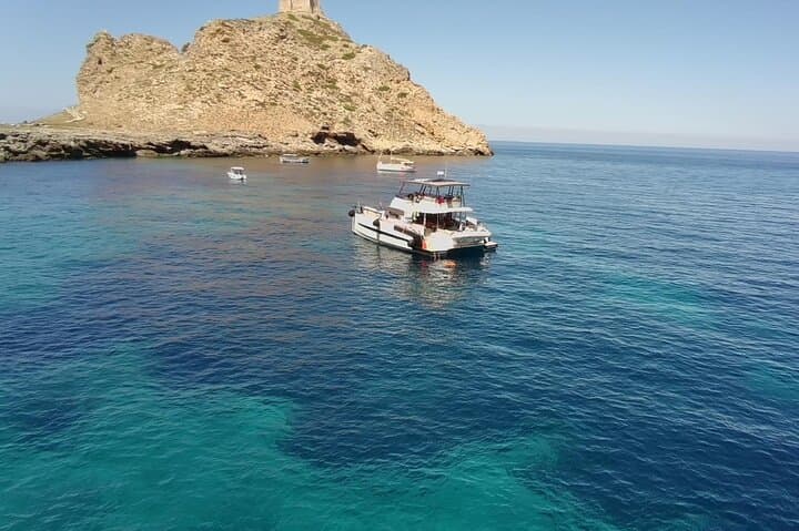 Favignana Egadi Islands Luxury Catamaran Tour with Lunch