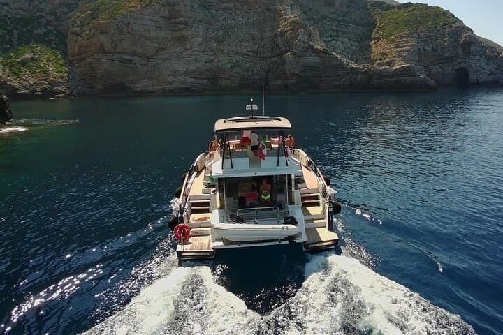 Favignana Egadi Islands Luxury Catamaran Tour with Lunch